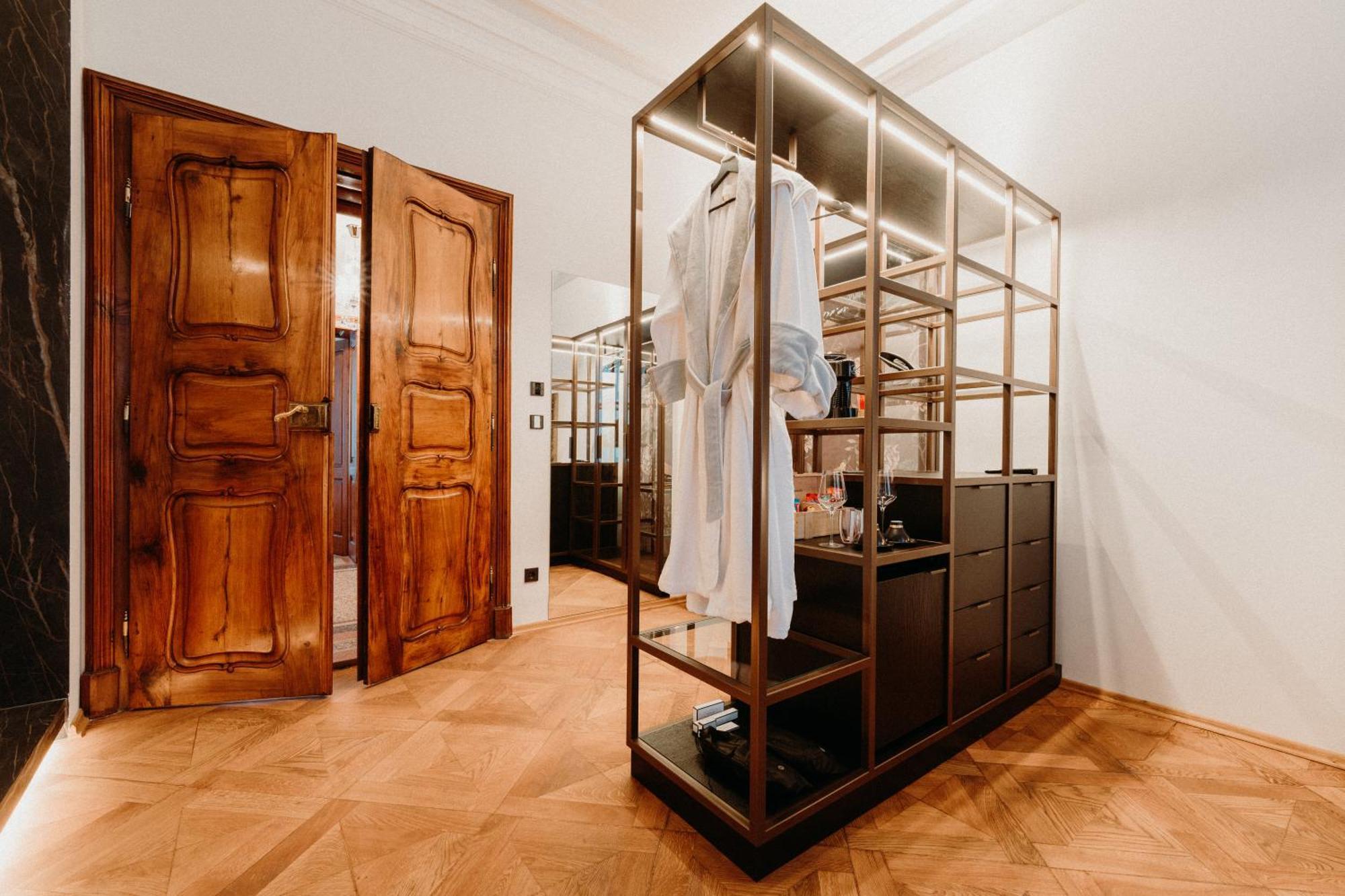 Meta Suites Historic City Living Bolzano Esterno foto